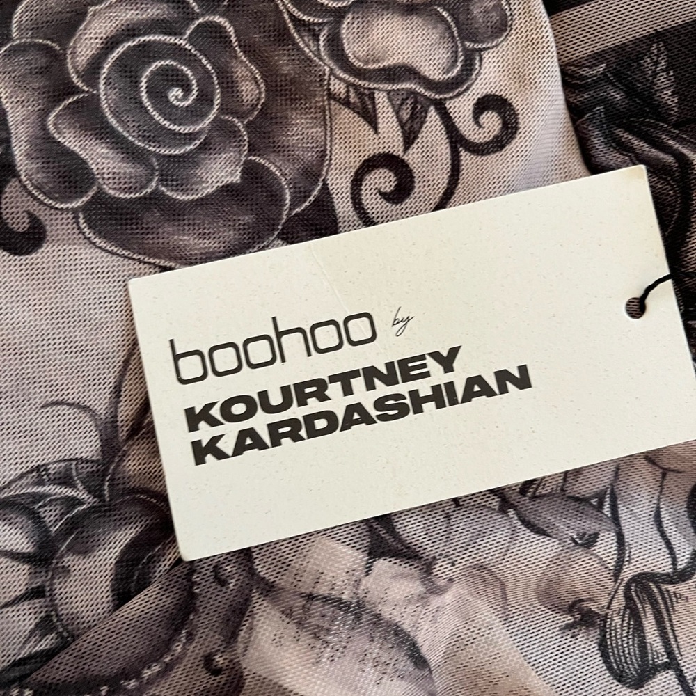 Boohoo x Kourtney Kardashian Graphic Flare Leggings